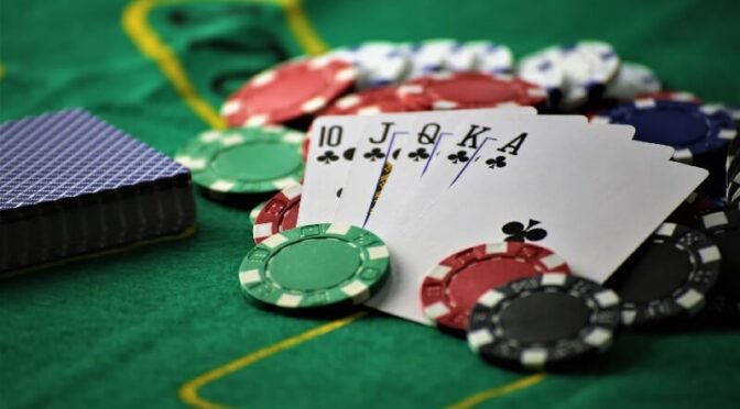 Kinh nghiệm chơi bài Baccarat từ những cao thủ lão làng